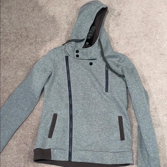 SOLD ON IG NWT JACKET! - Picture 2 of 3